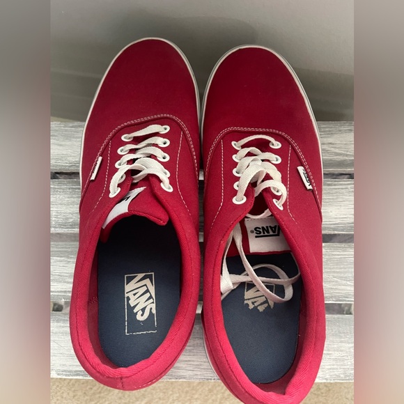 Vans • Mens size 12 - Picture 6 of 7